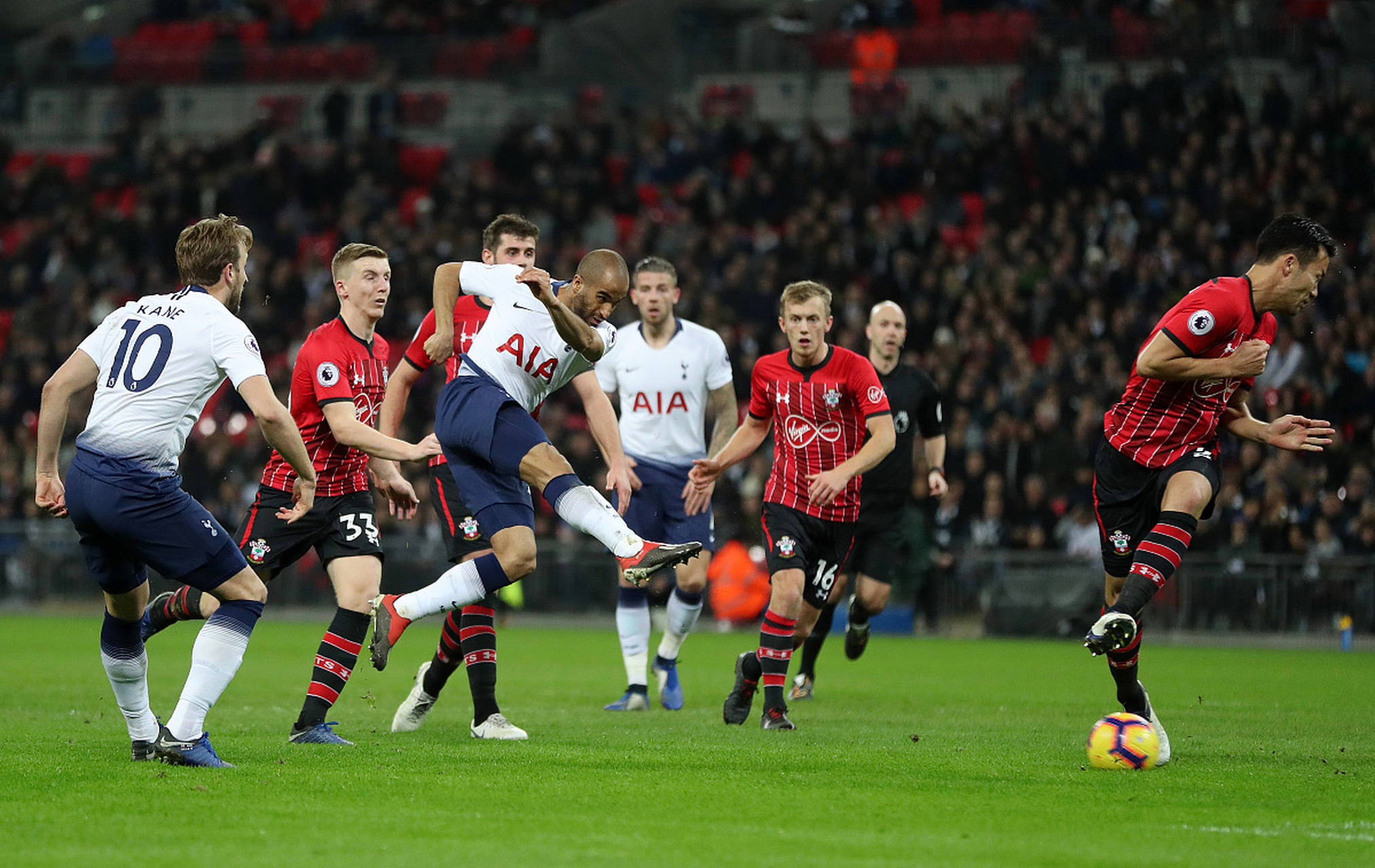 不断追赶的 不断追赶的